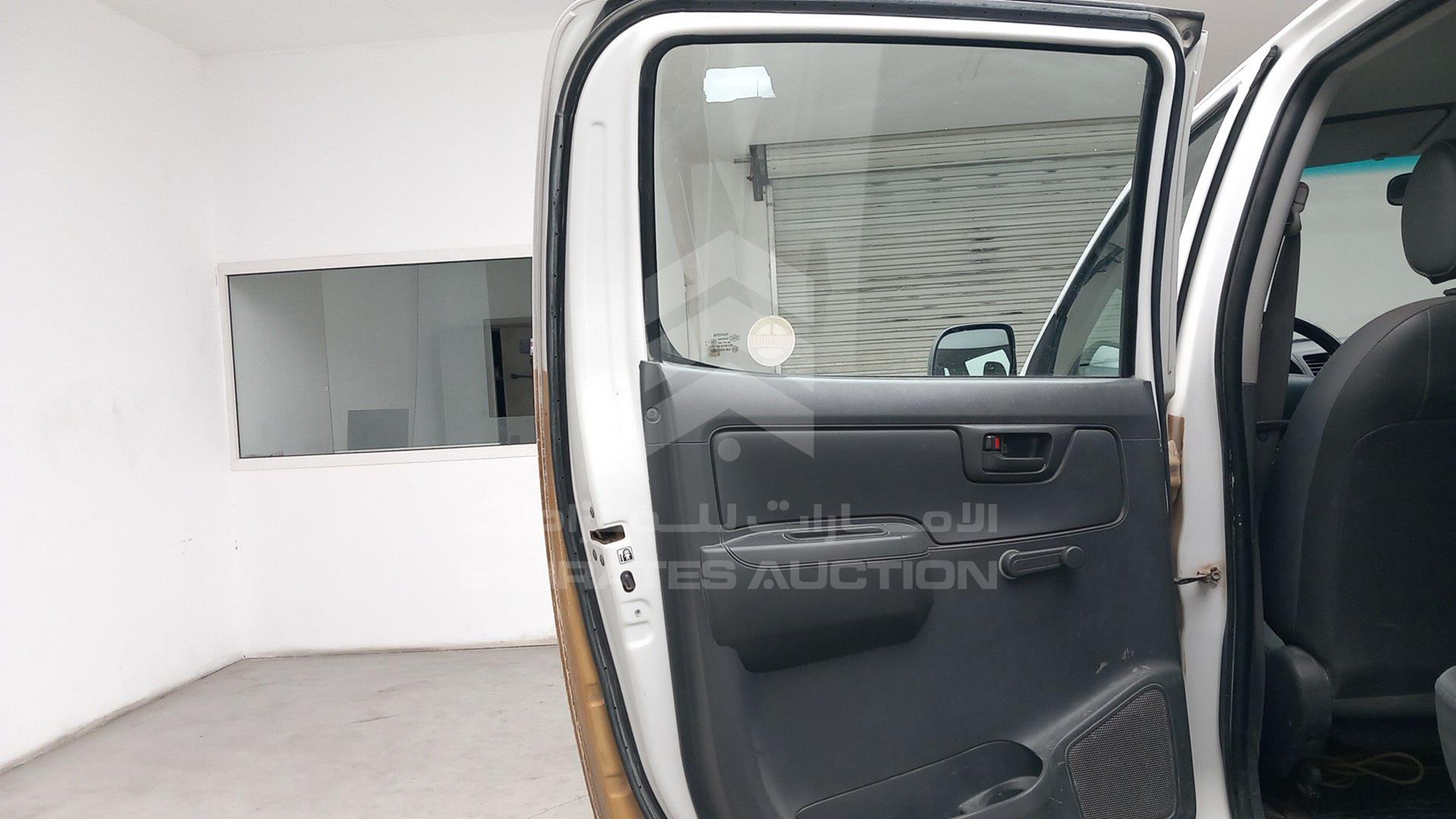 2013 TOYOTA HILUX VIN: MR0FX22G0D1359913