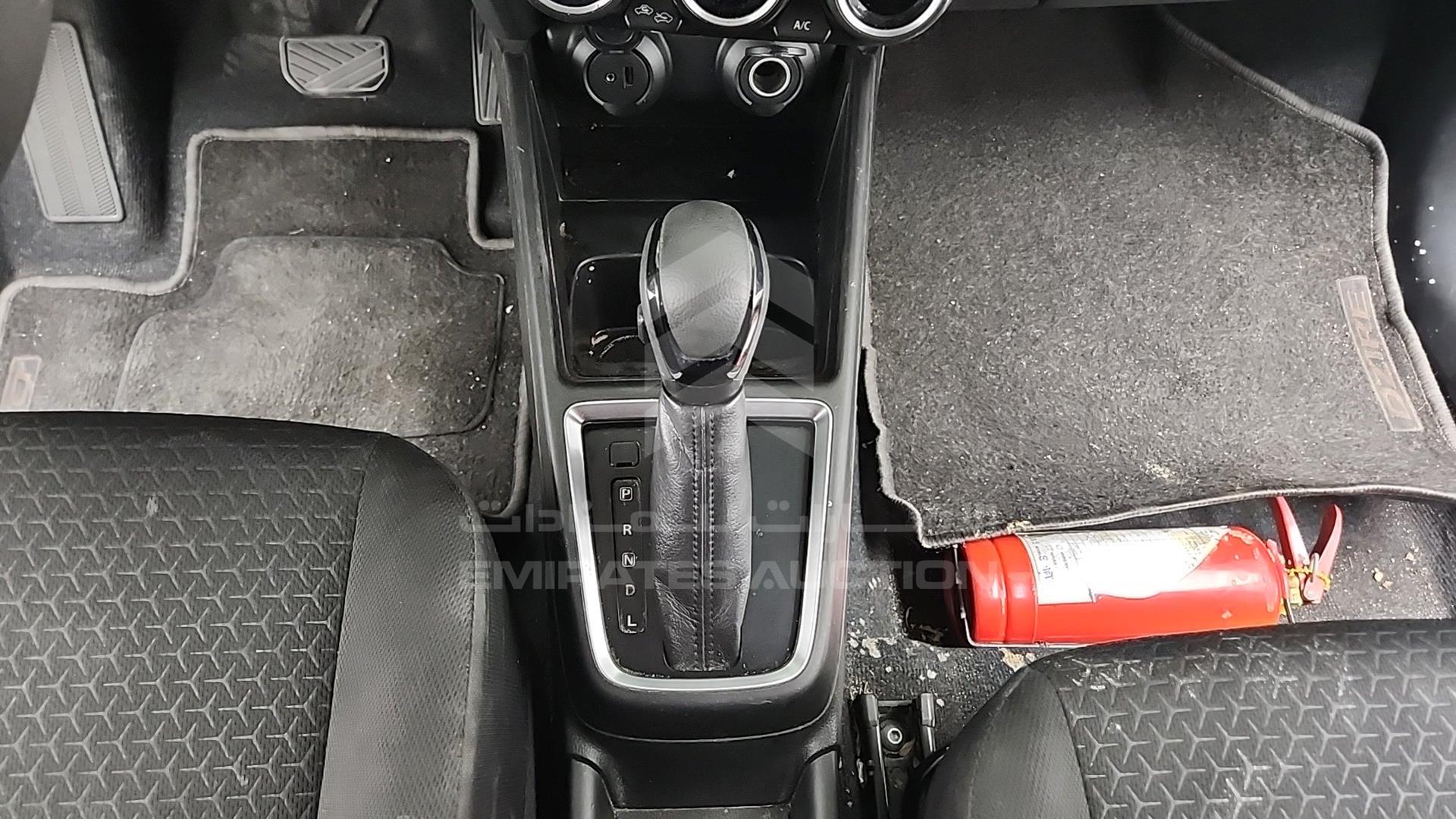 2019 SUZUKI SWIFT VIN: JS2ZC6C21K6100435