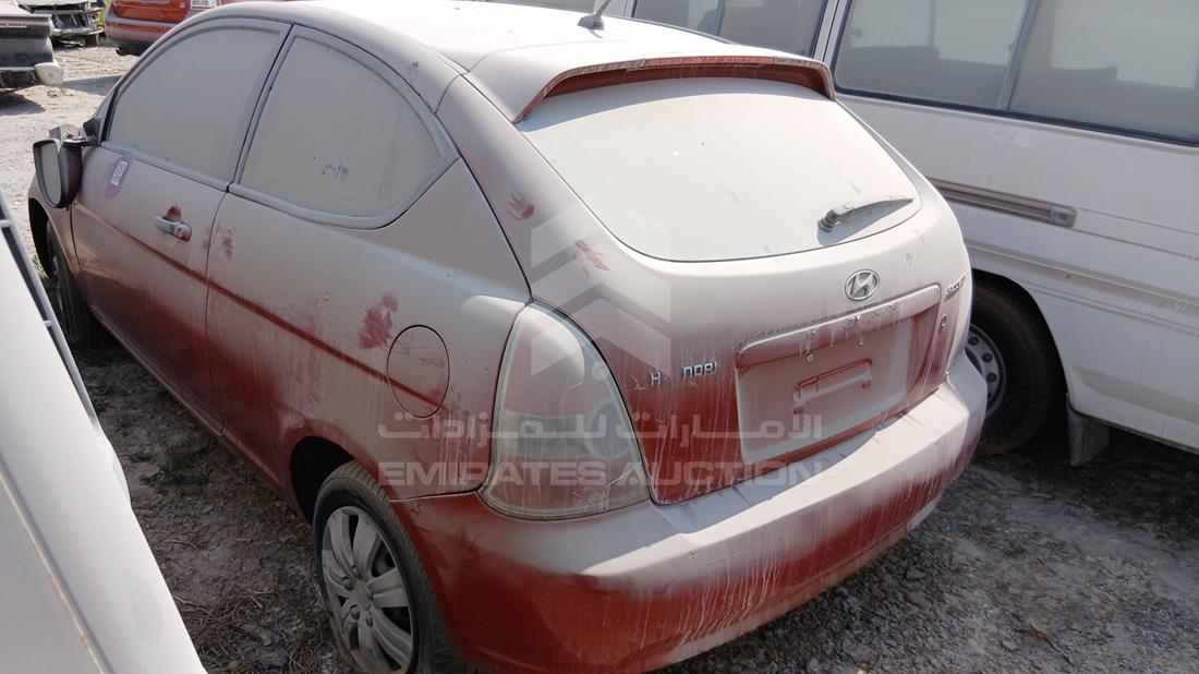 2009 Hyundai Accent — Rear Left Angle — Photo 6
