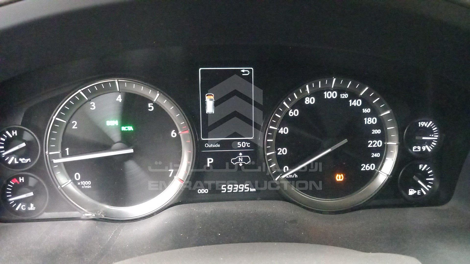 2016 LEXUS LX 570 VIN: JTJHY00WXG4203252