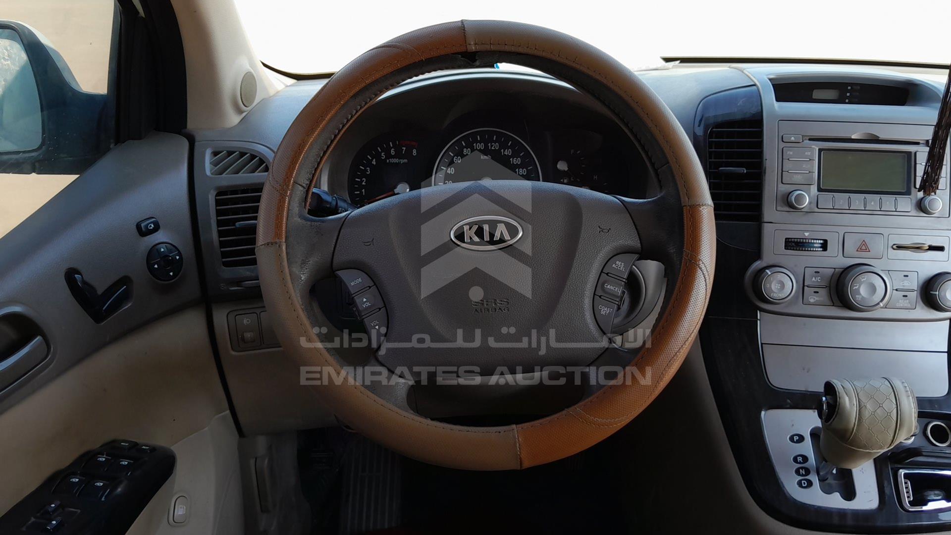 2011 KIA CARNIVAL VIN: KNAMH8177B6386899
