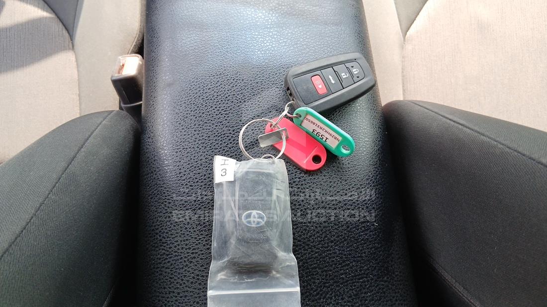 2024 Toyota Camry — Keys — Photo 4