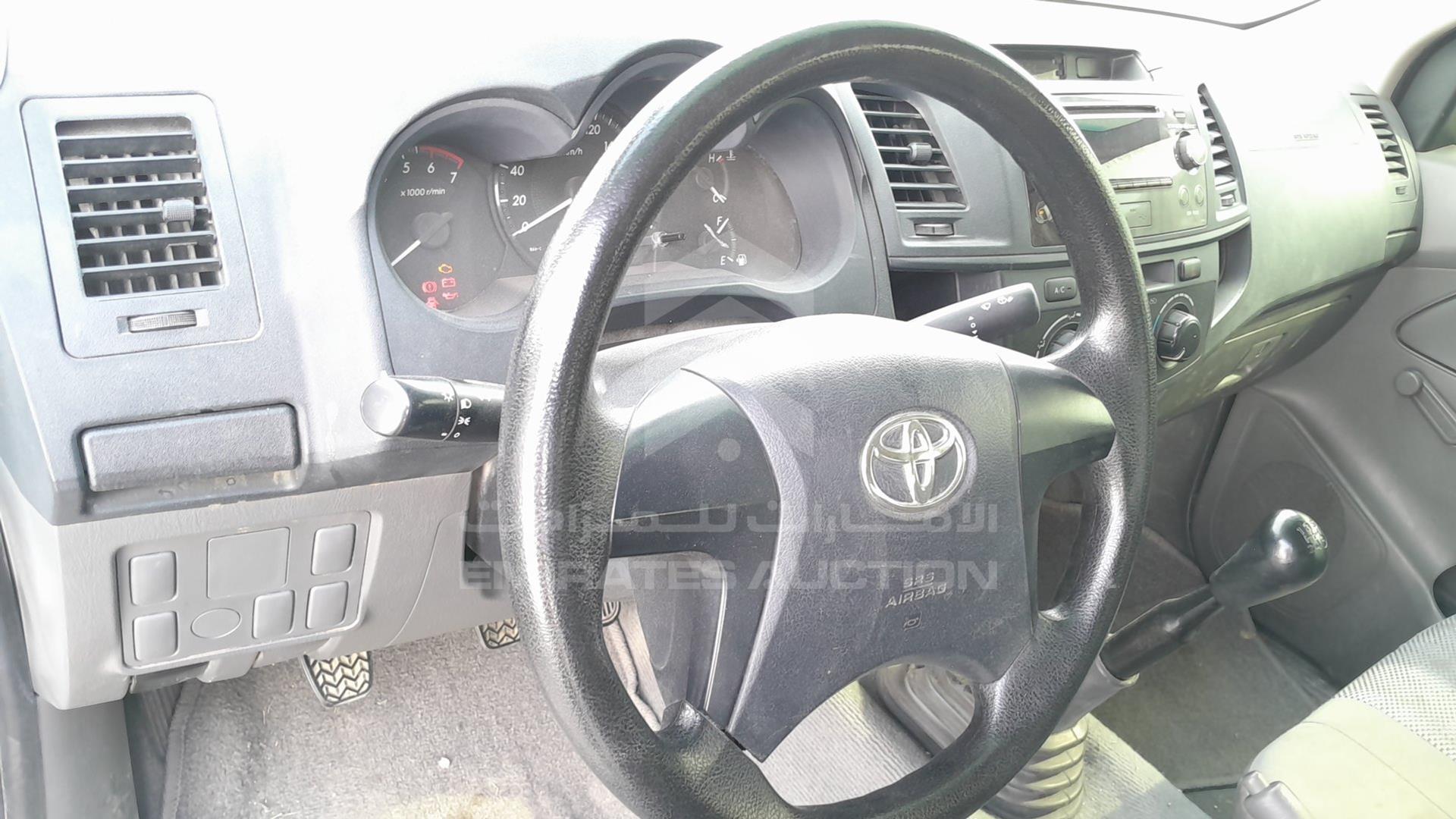 2014 TOYOTA HILUX VIN: MR0EX12G4E2347149