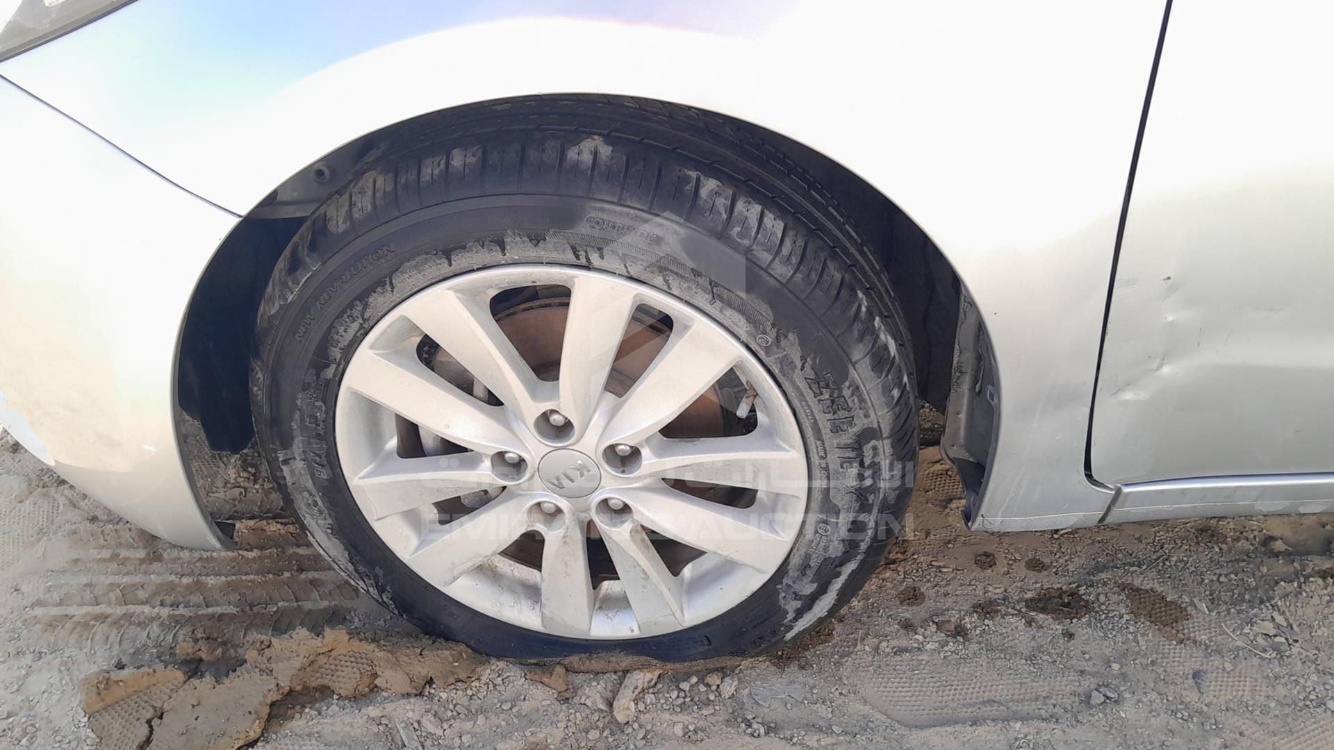 2015 KIA CERATO VIN: KNAFK4113F5212452