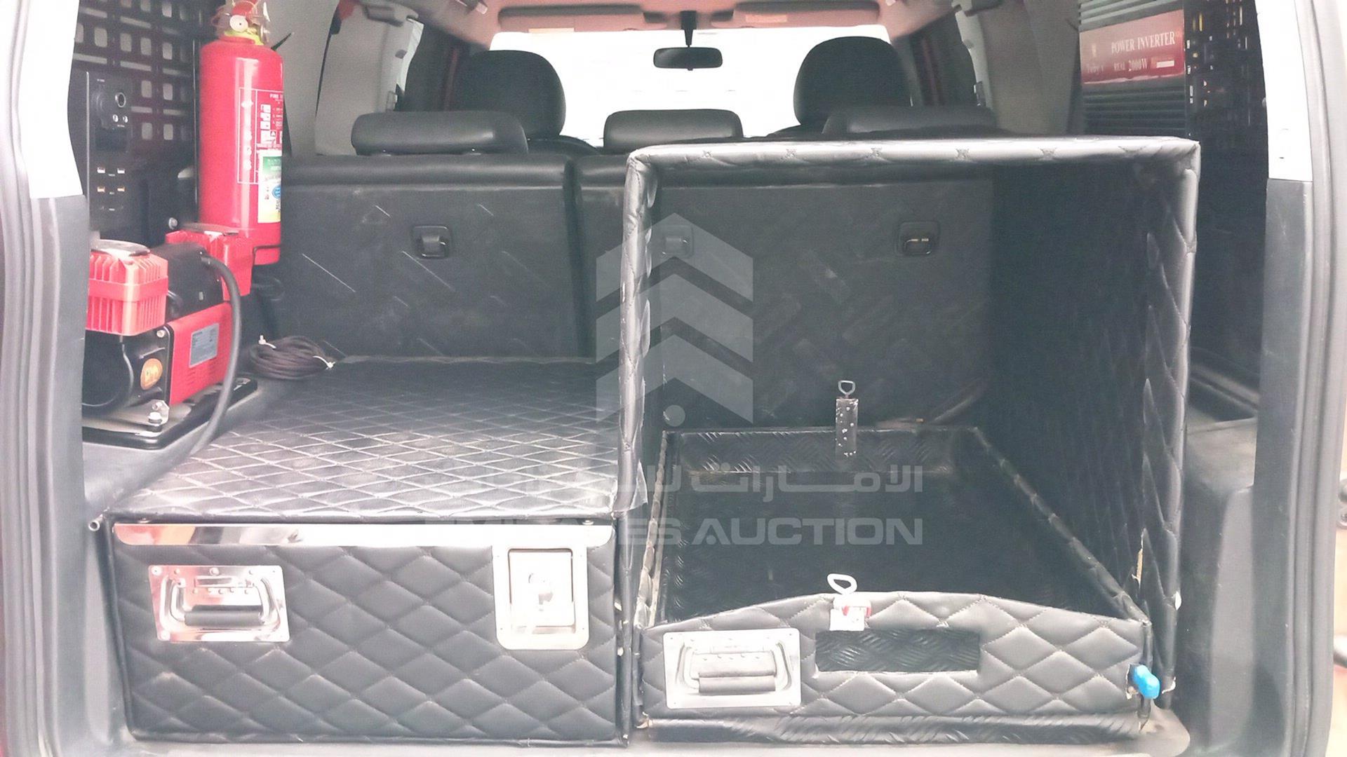 2013 TOYOTA FJ CRUISER VIN: JTEBU11F7DK151283