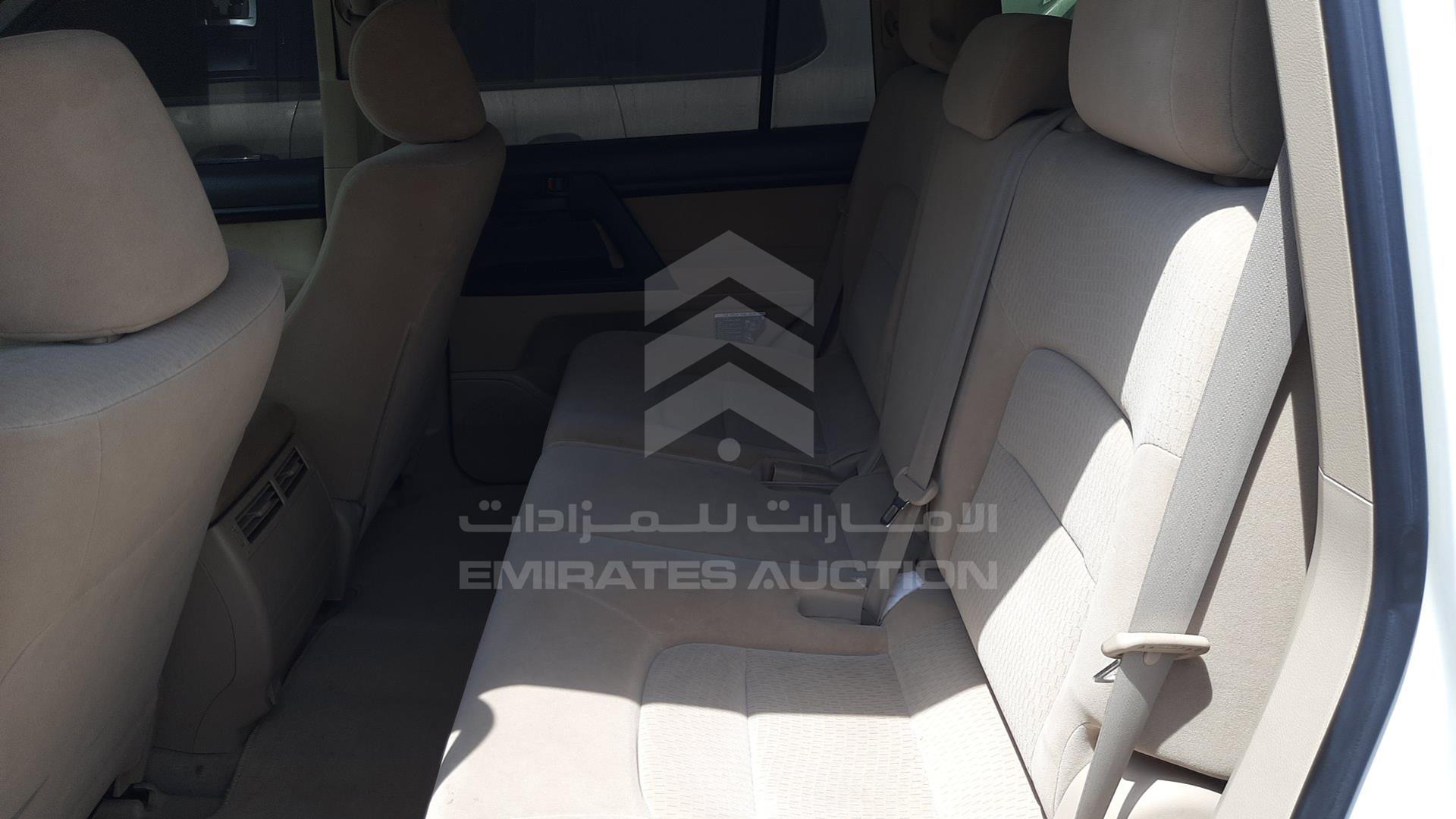 2014 TOYOTA LAND CRUISER VIN: JTMDU09J9E5082015