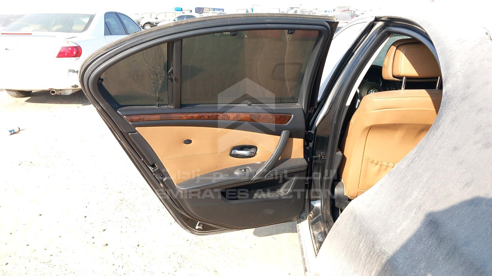 2009 BMW 530 VIN: WBANU91069CT28240