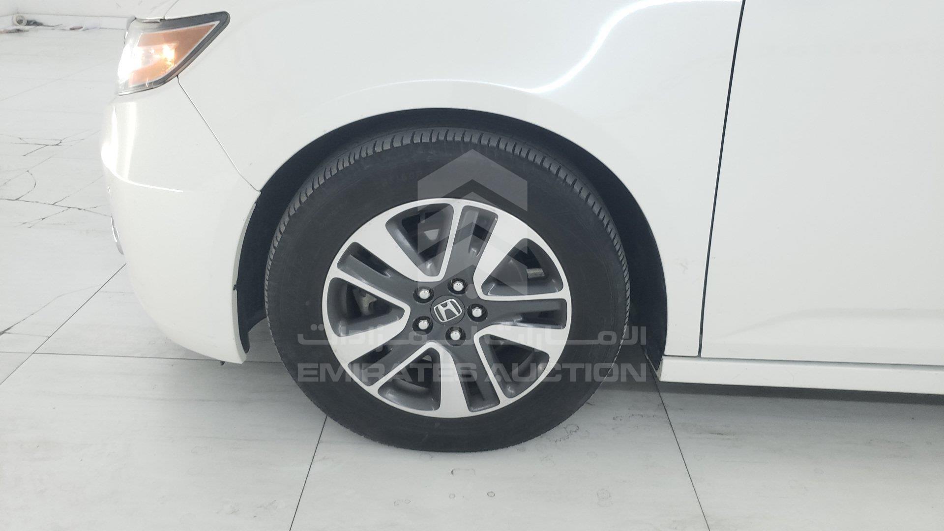 5KBRL5894FB701408 - 2015 Honda Odyssey - #352939