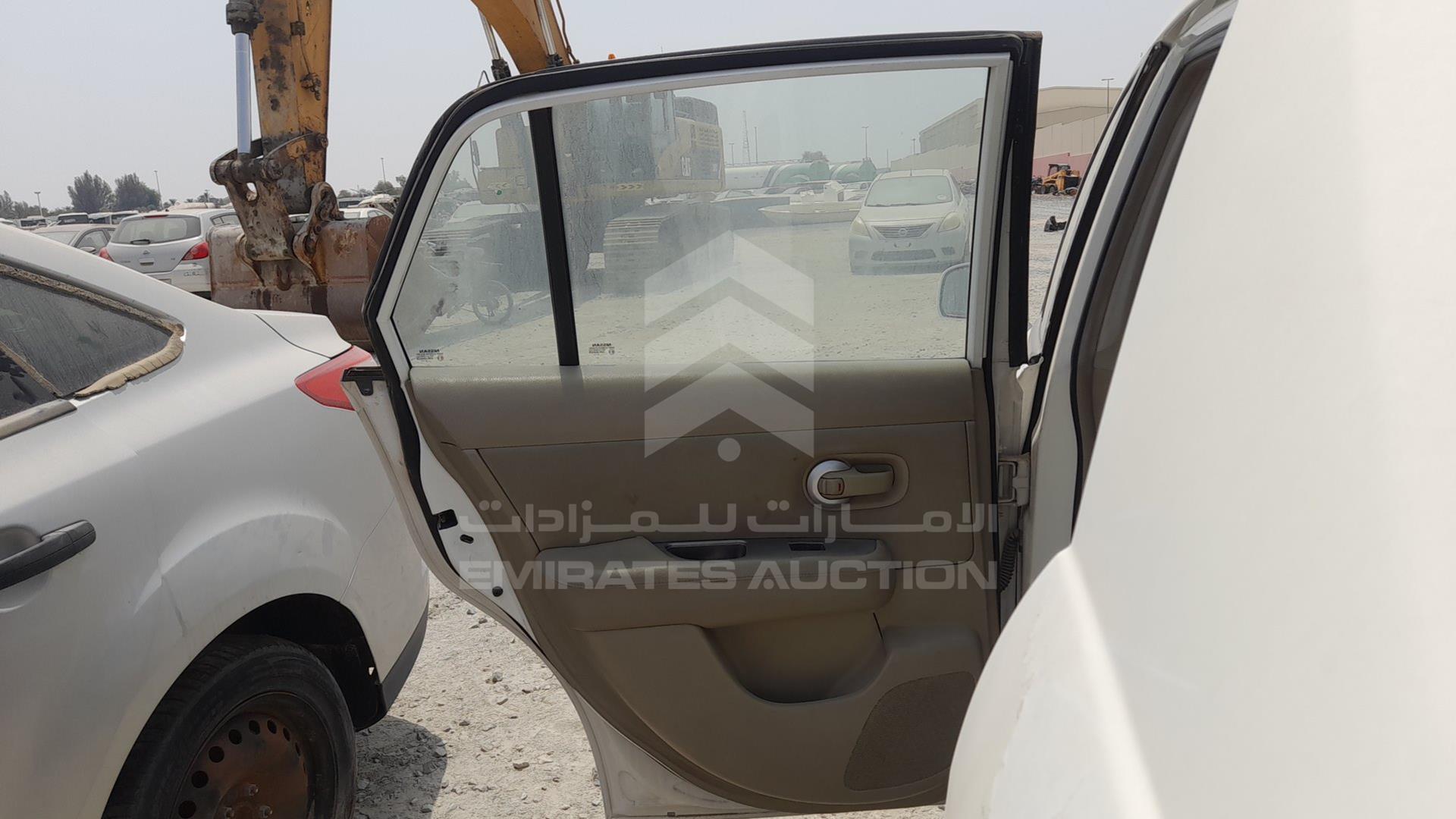 2011 NISSAN TIIDA VIN: 3N1BC1A69BK198472