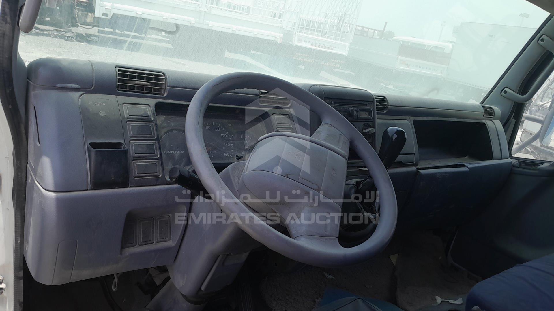 2013 MITSUBISHI CANTER VIN: JL6BCE6J0DK027276