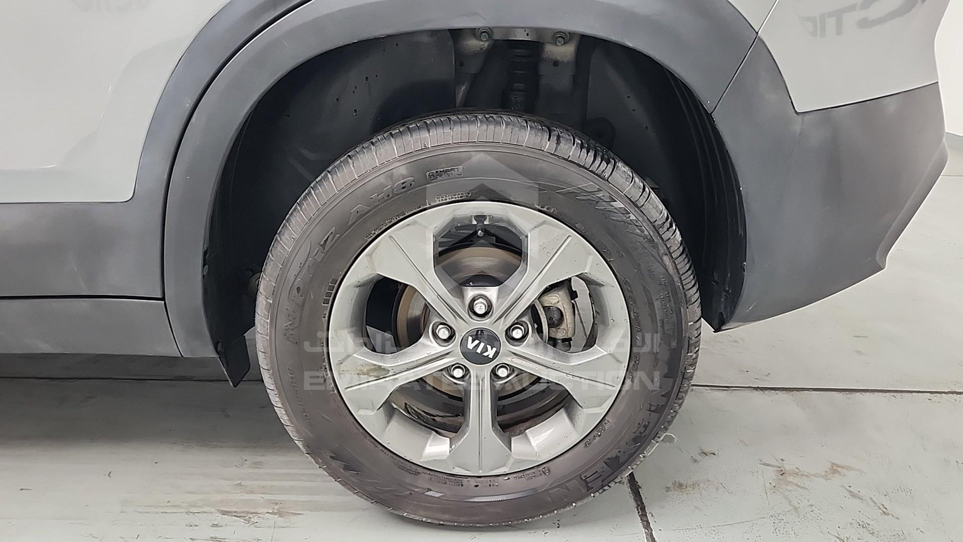 2020 KIA SELTOS VIN: MZBEP814XLN113827