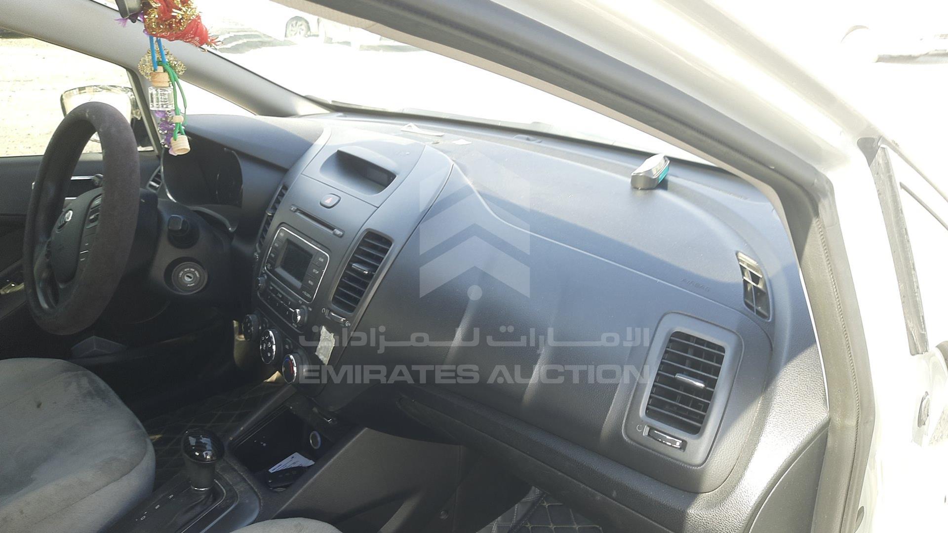 2016 KIA CERATO VIN: KNAFK4118G5418982