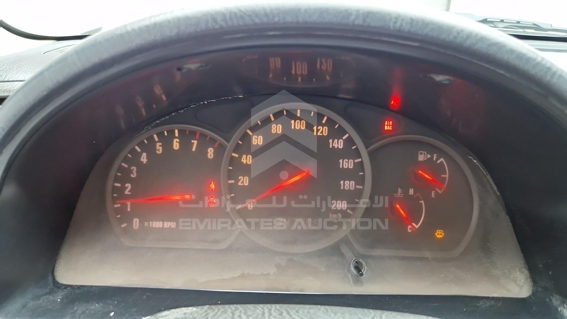 2004 SUZUKI GRAND VITARA VIN: JS3TD62V844104927