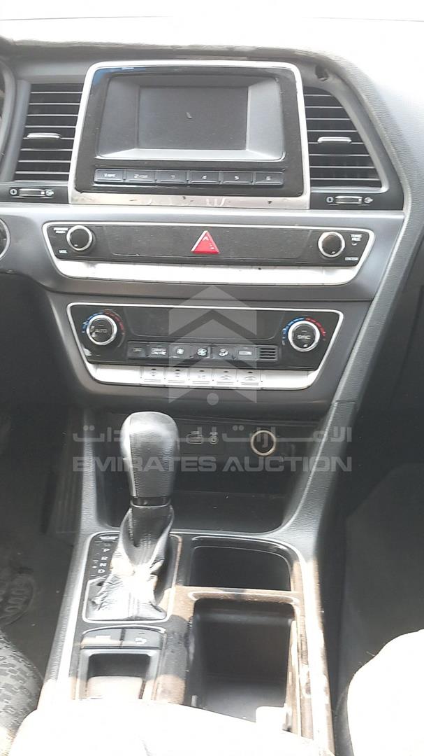 2018 HYUNDAI SONATA VIN: KMHE2413XJA082035