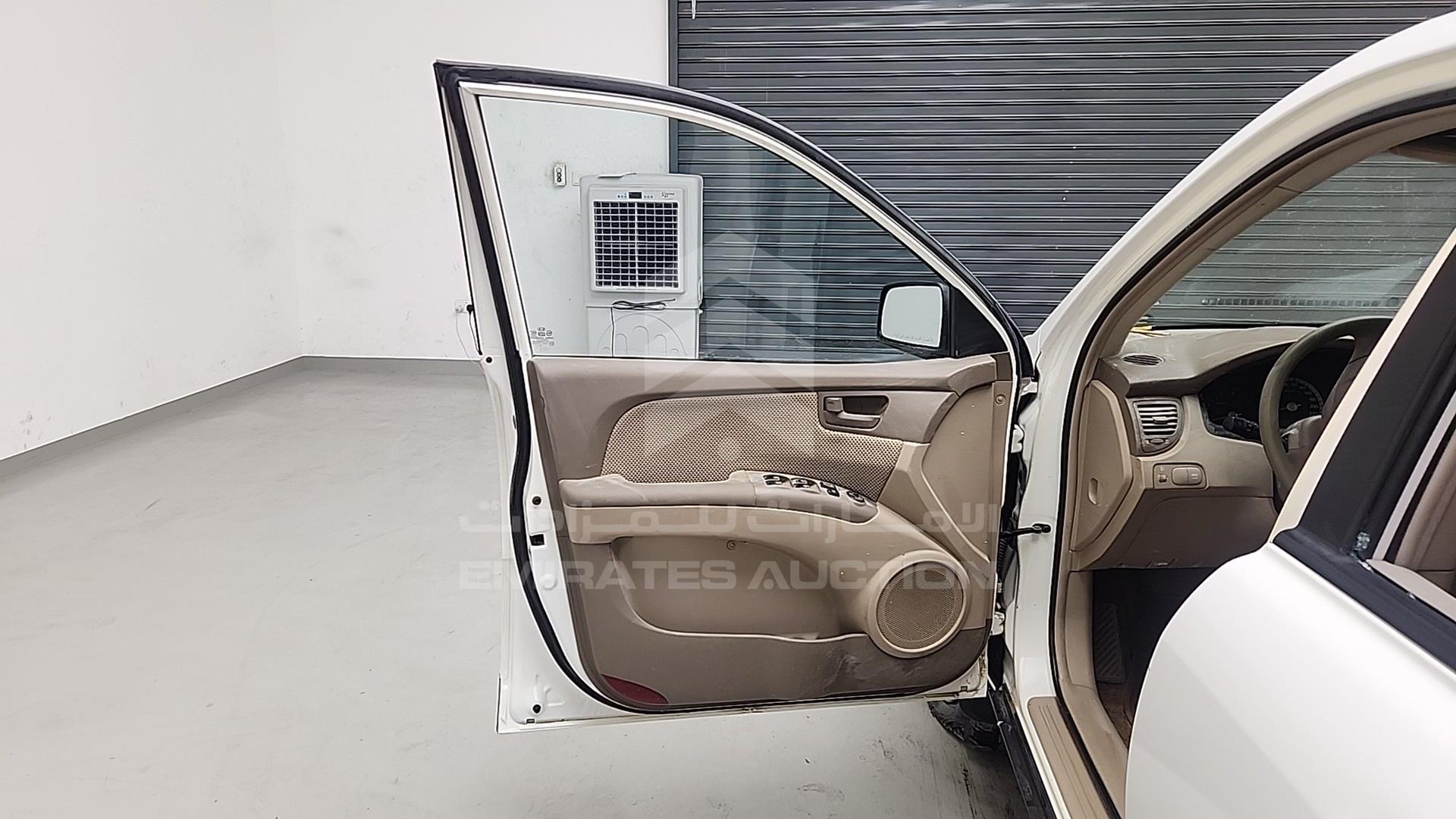 2007 KIA SPORTAGE VIN: KNAJE552277327222