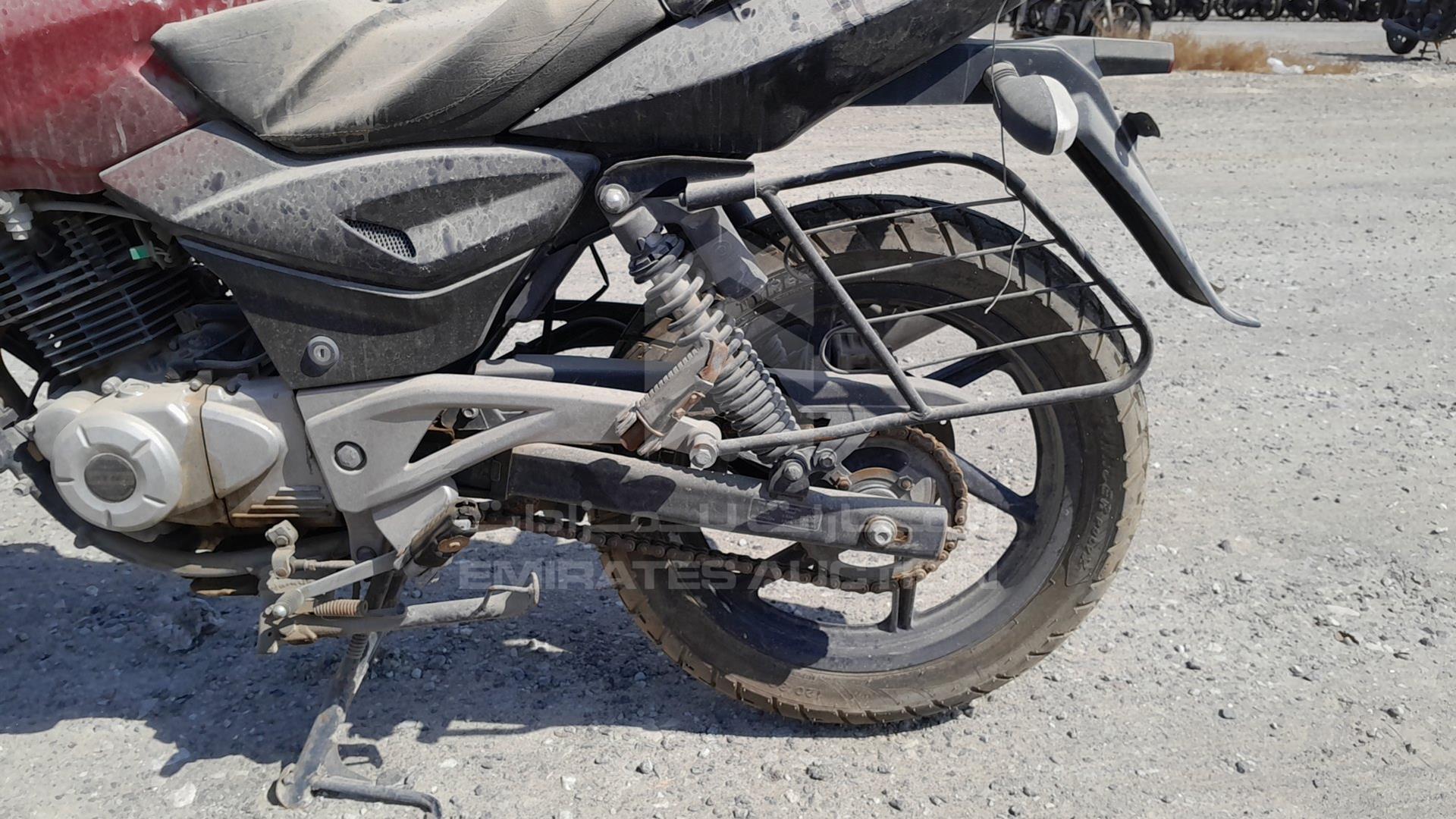 2014 BAJAJ PULSAR VIN: MD2A13EZ5ECK07011