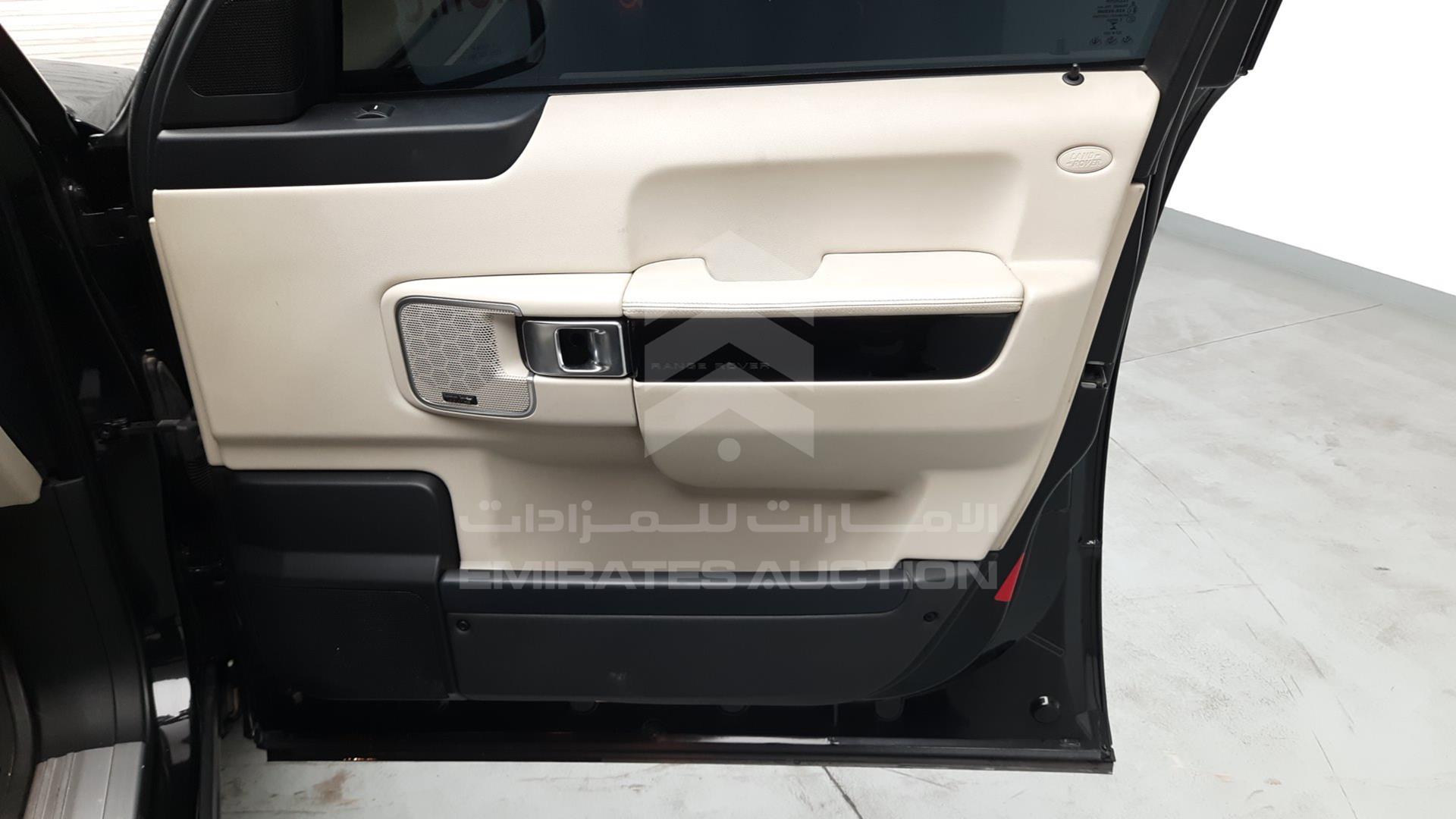 2012 RANGE ROVER VOGUE VIN: SALMF1E47CA392175