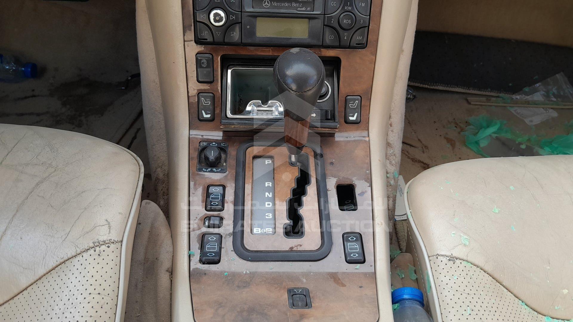 1992 MERCEDES SEL 600 VIN: WDB1400571A041325