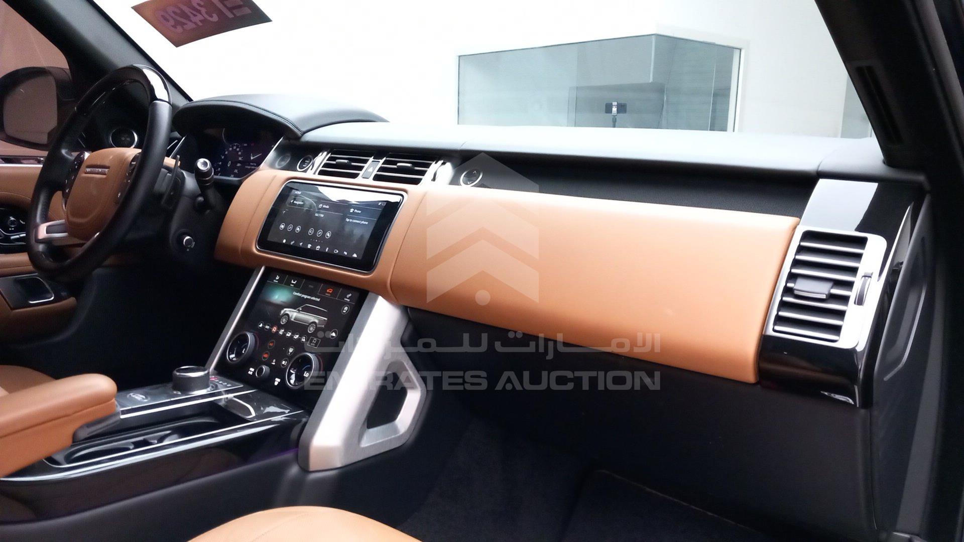 2020 RANGE ROVER VOGUE VIN: SALGA2BU4LA407639