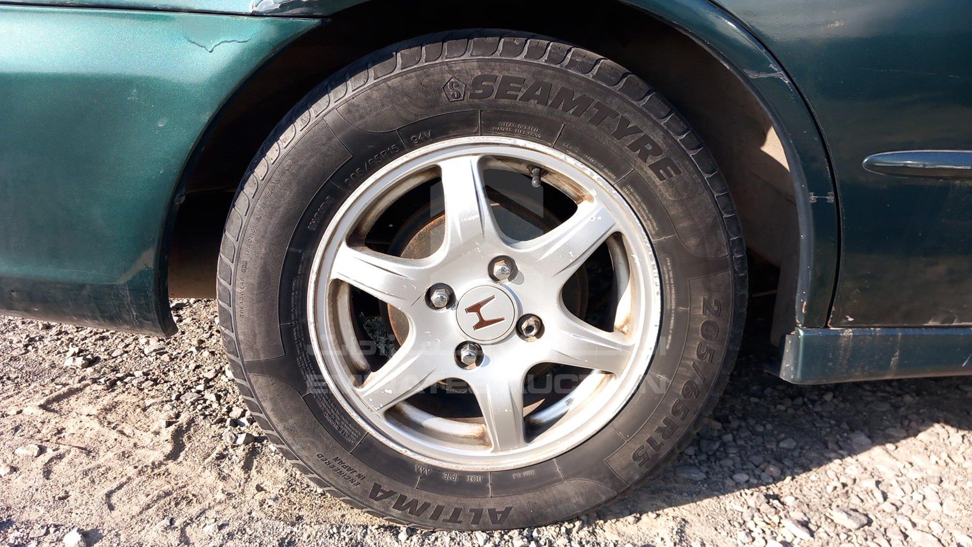 2002 HONDA ACCORD VIN: JHMCF86362C403847