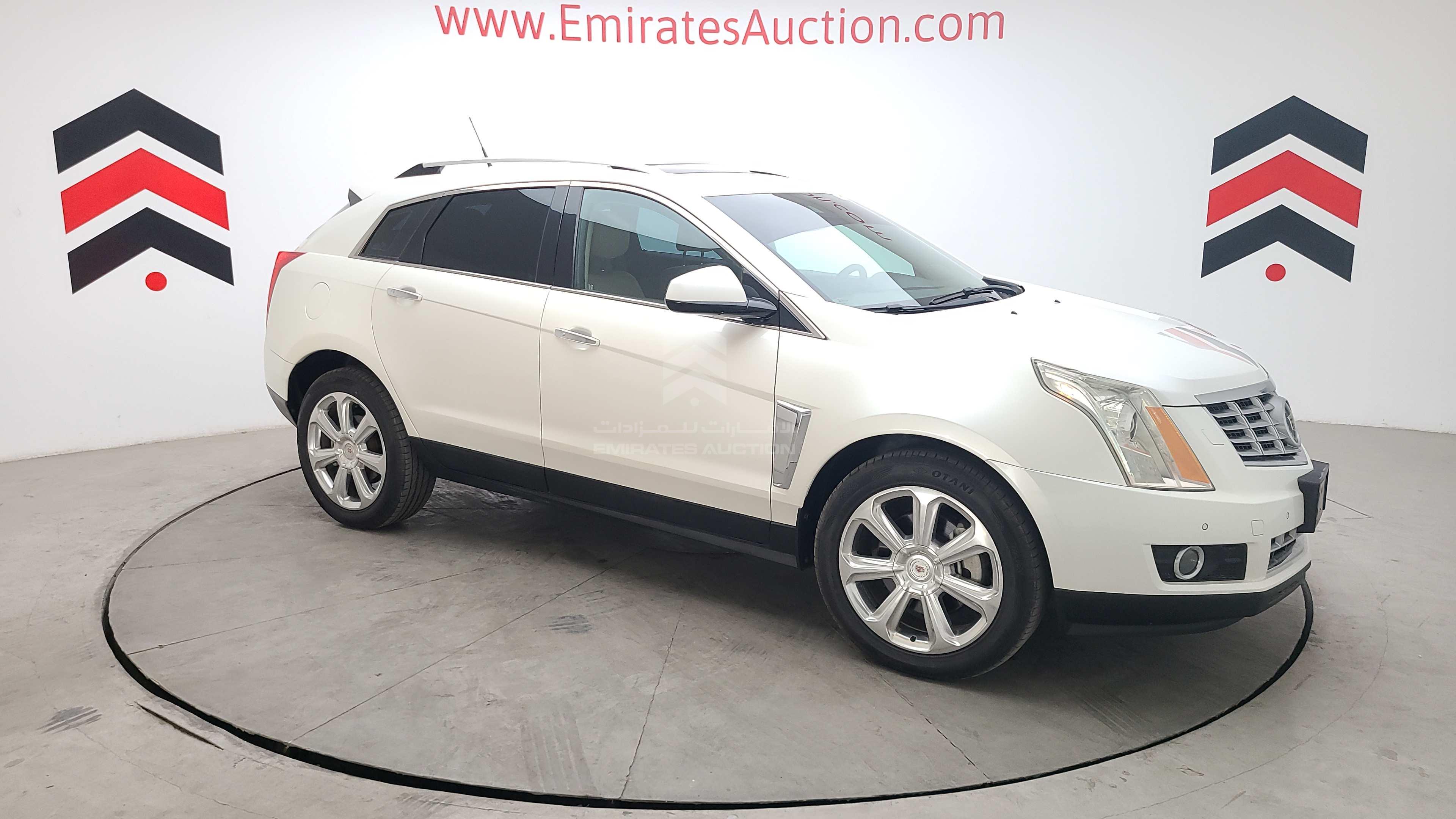 3GYFN9E32FS556311 - 2015 Cadillac SRX - #428187