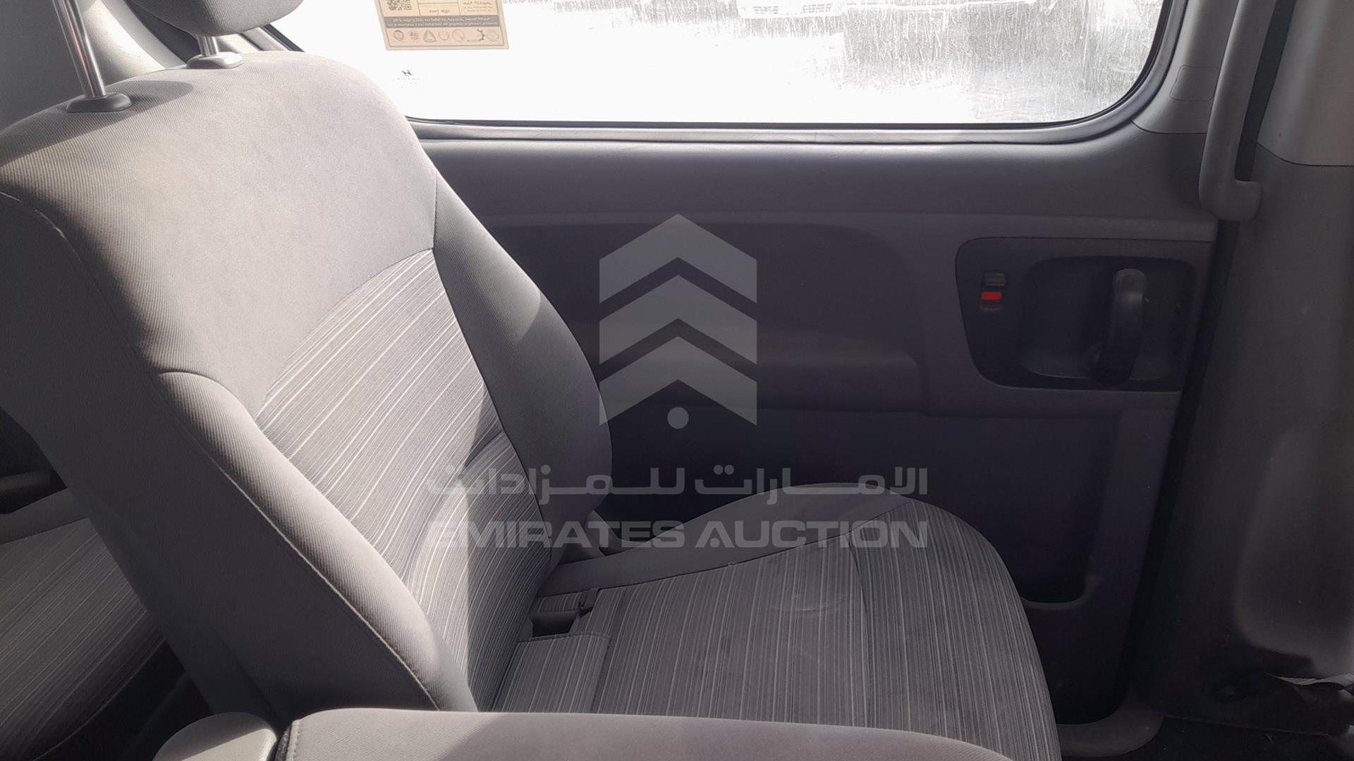 2020 HYUNDAI H1 VIN: KMJWA37R2LU128387