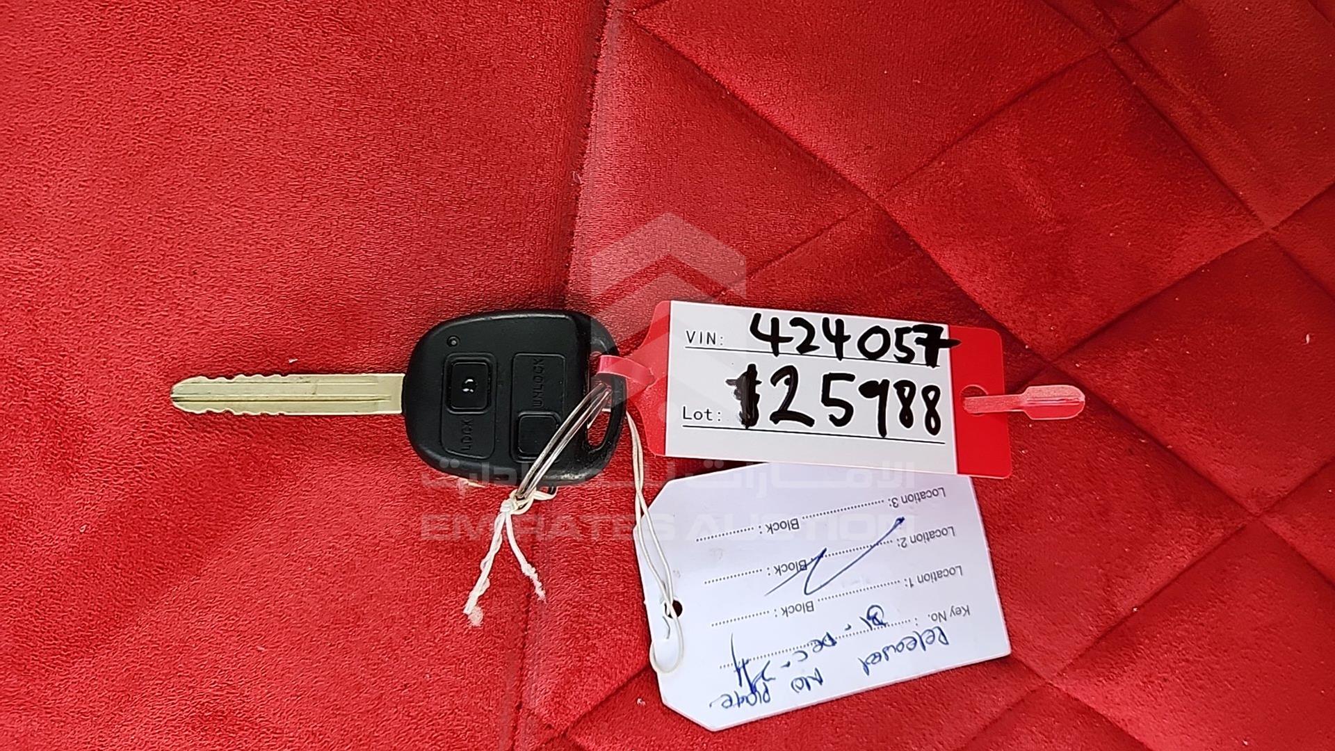 2012 TOYOTA FJ CRUISER VIN: JTEBU11F5CK125988