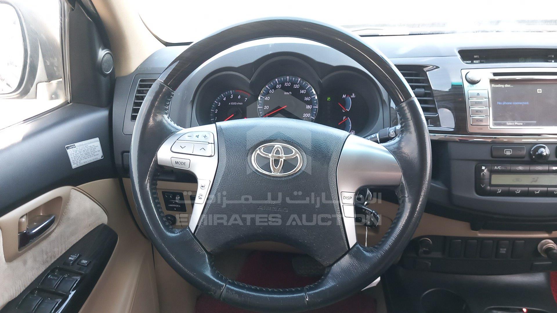 2015 TOYOTA FORTUNER VIN: MHFYU59G4F7039540