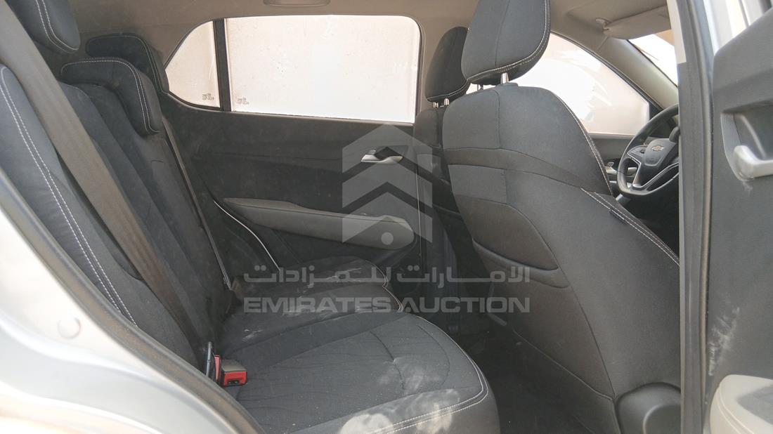 شيفروليه جروف 2024 — زاوية الراكب الخلفي اليمنى — صورة 20