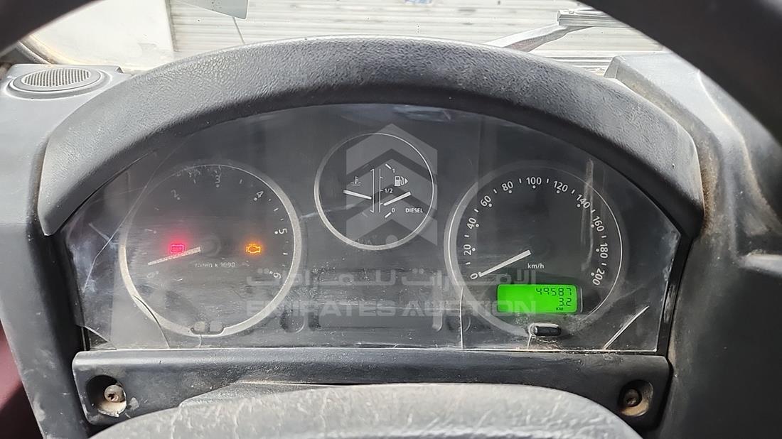 2011 Land Rover Defender — Speedometer & RPM Gauges — Photo 15