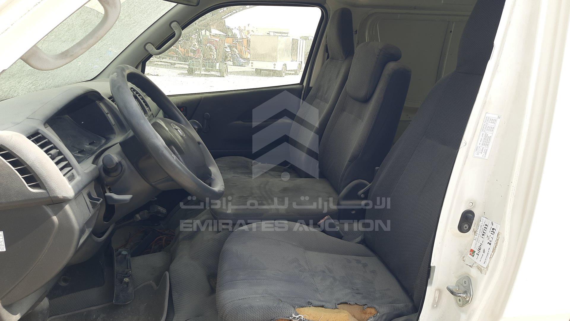 2015 TOYOTA HIACE VIN: JTFHX02P5F0100328