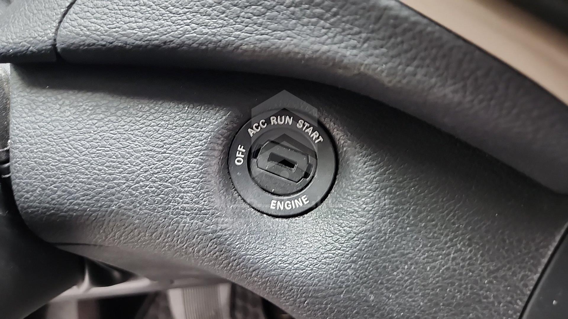 2017 JEEP CHEROKEE VIN: 1C4PJMCS9HW501185