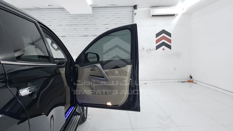 MMEMC21XXHH004146 Auction: EmiratesAuction Lot: 406724 MMEMC21XXHH004146 Mitsubishi Montero 2017 BLUE Photo 26