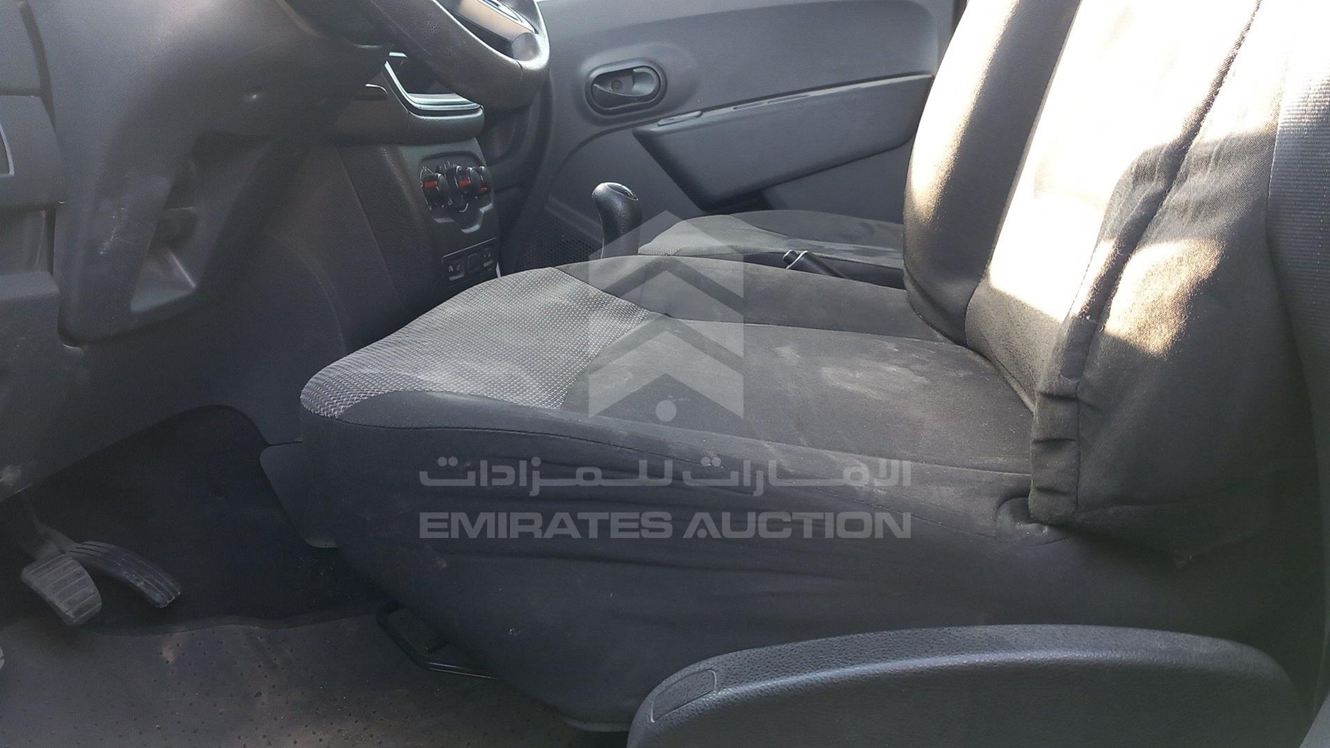 2019 RENAULT DOKKER VIN: VF18SRB40KG449625
