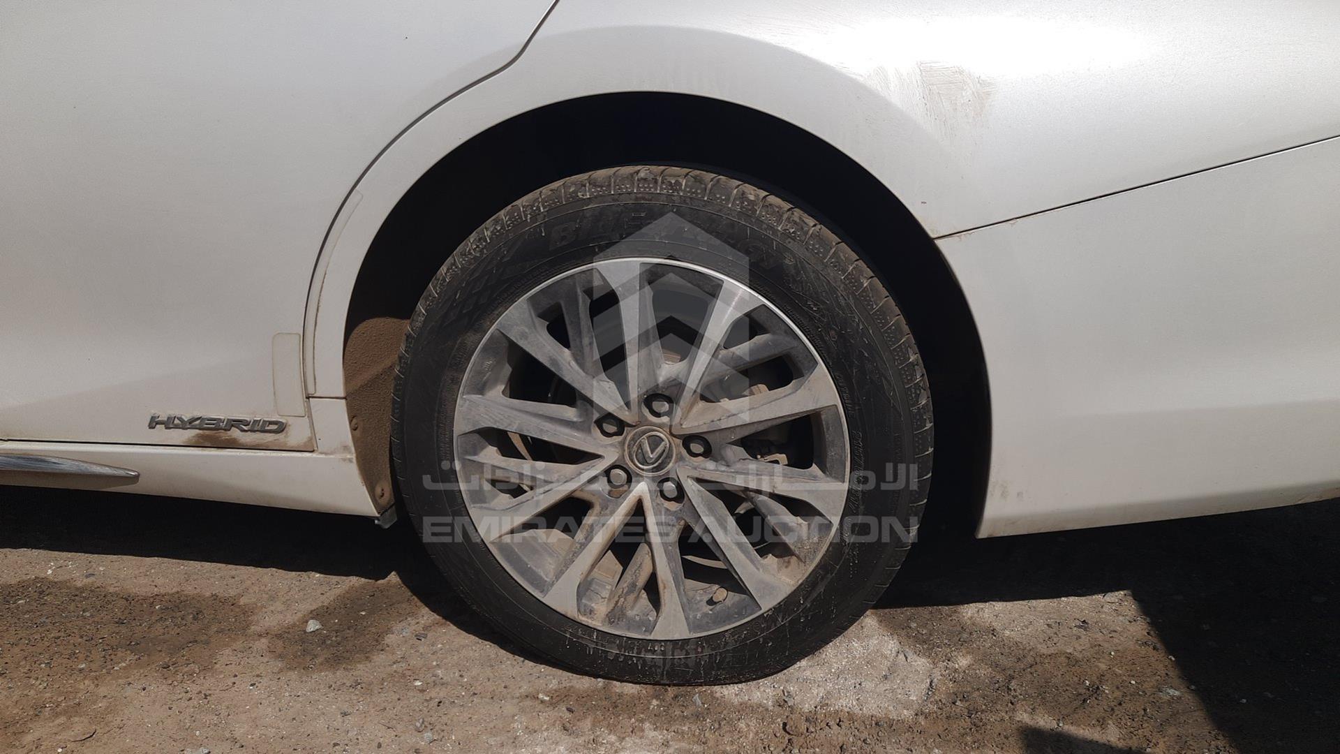 2022 LEXUS ES 300 VIN: JTHB21B18N2181129