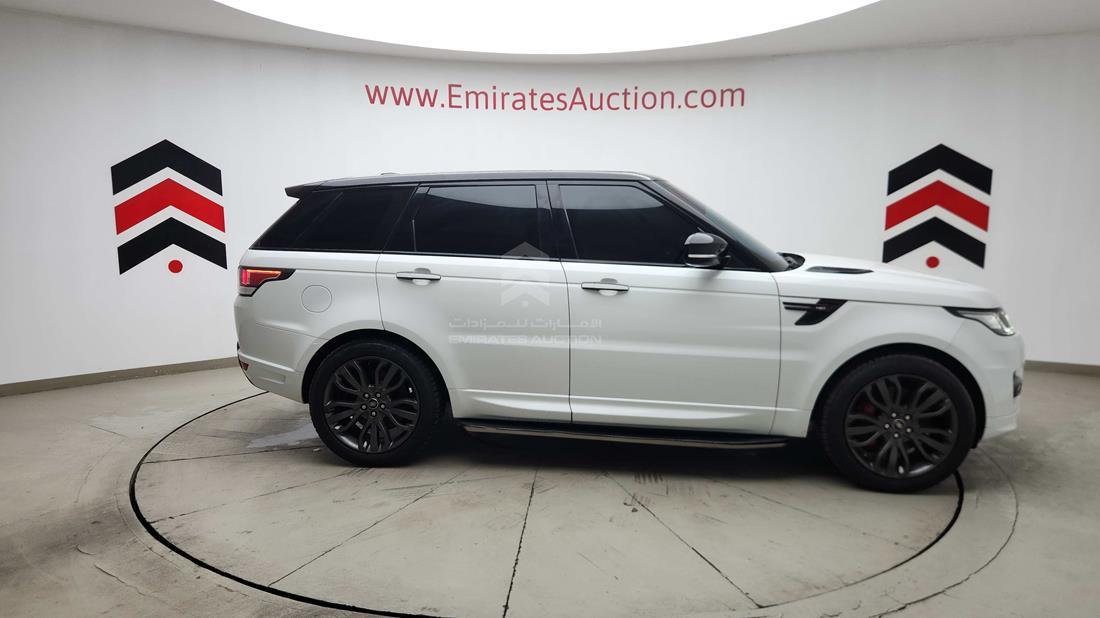 2016 Range Rover Sport — Right Full View — Photo 38