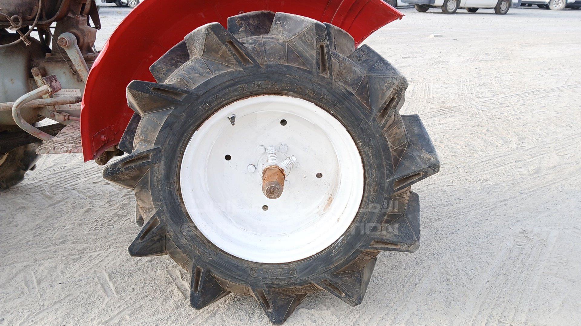 0 YANMAR --- VIN: YM1300D04359