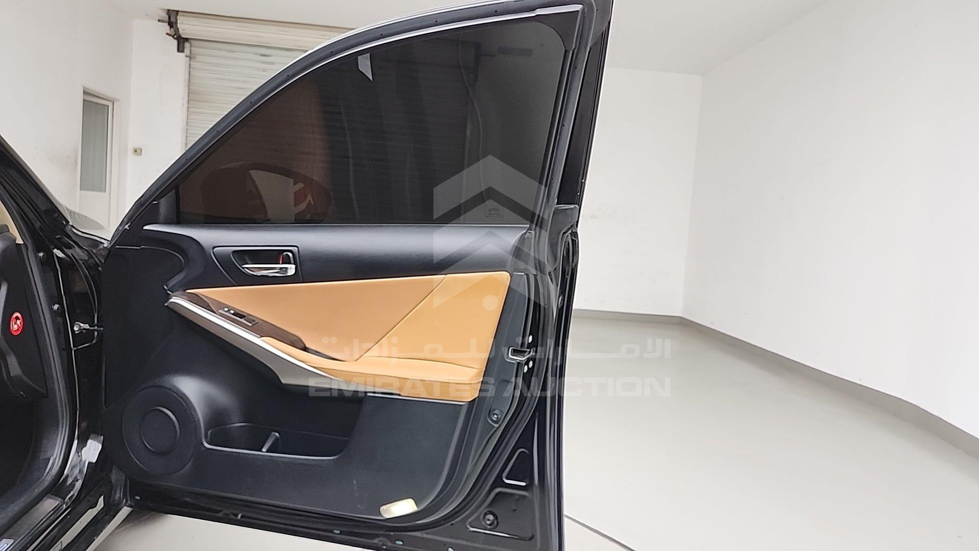 2014 LEXUS IS 350 VIN: JTHBE5D20E5006988