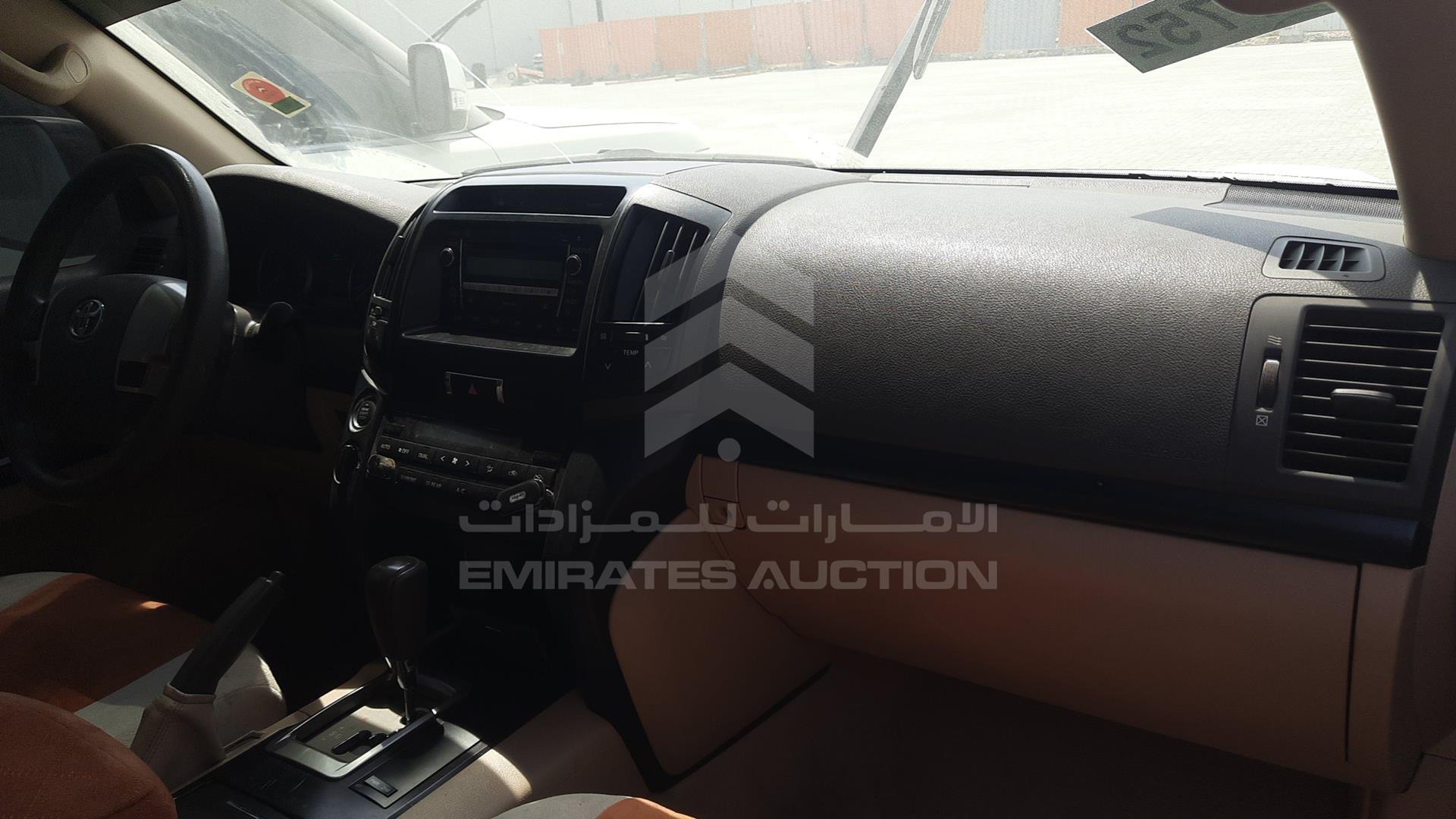 2014 TOYOTA LAND CRUISER VIN: JTMDU09JXE5082007