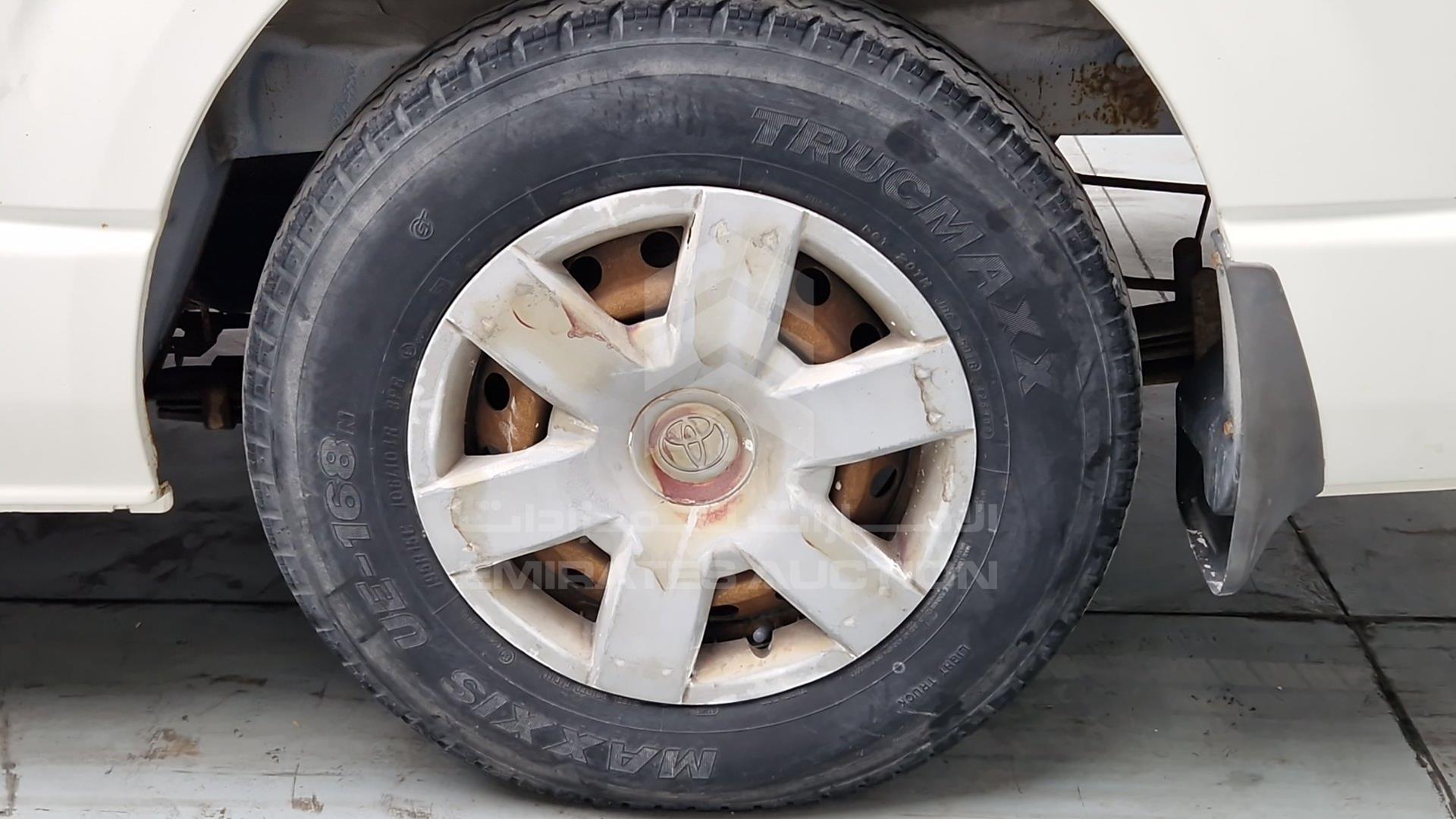 2010 TOYOTA HIACE VIN: JTGJX02P9A0030368