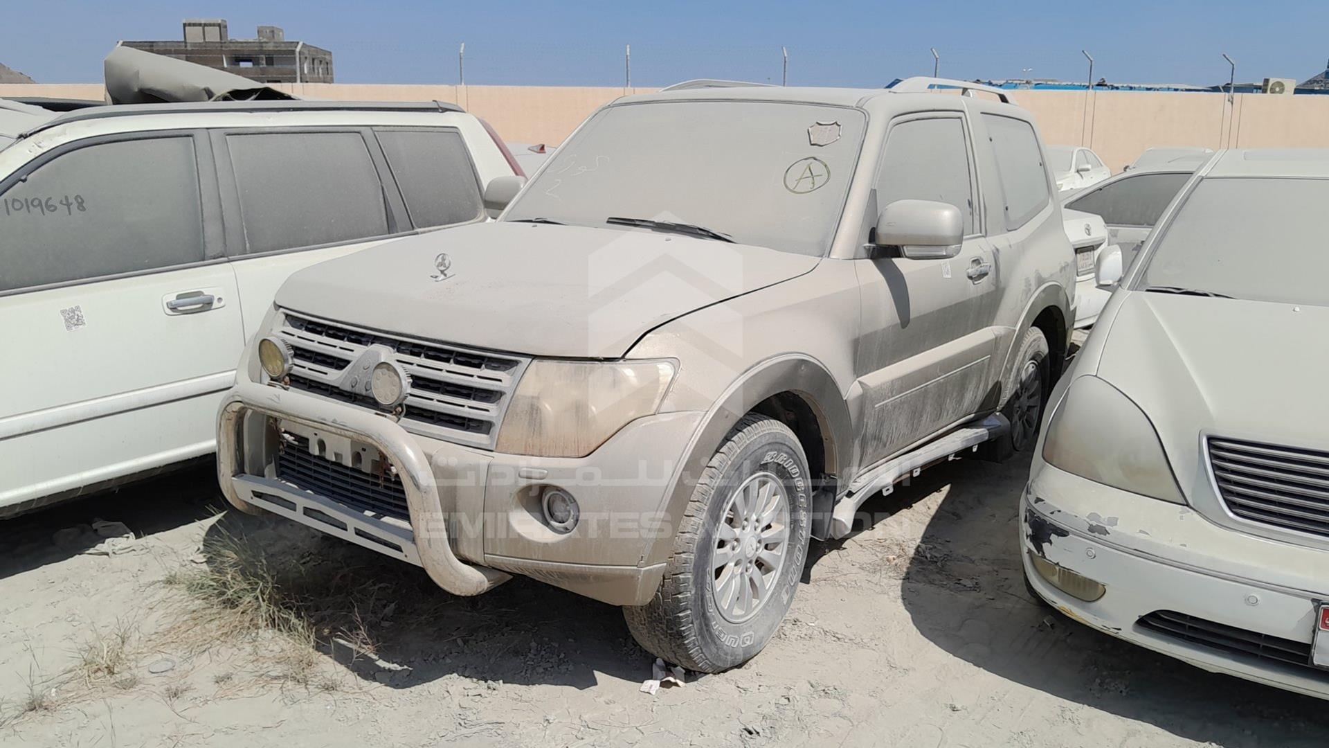 2010 MITSUBISHI PAJERO VIN: JMYMRV85WAJ701504