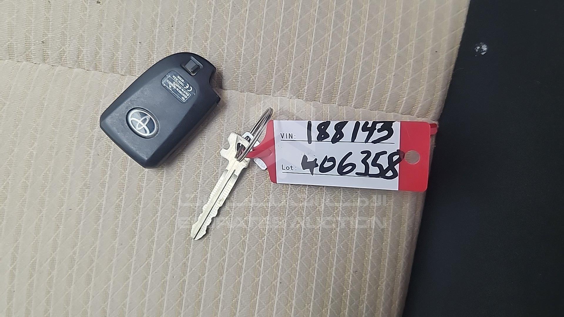 2016 TOYOTA YARIS VIN: MR2KT9F31G1188143
