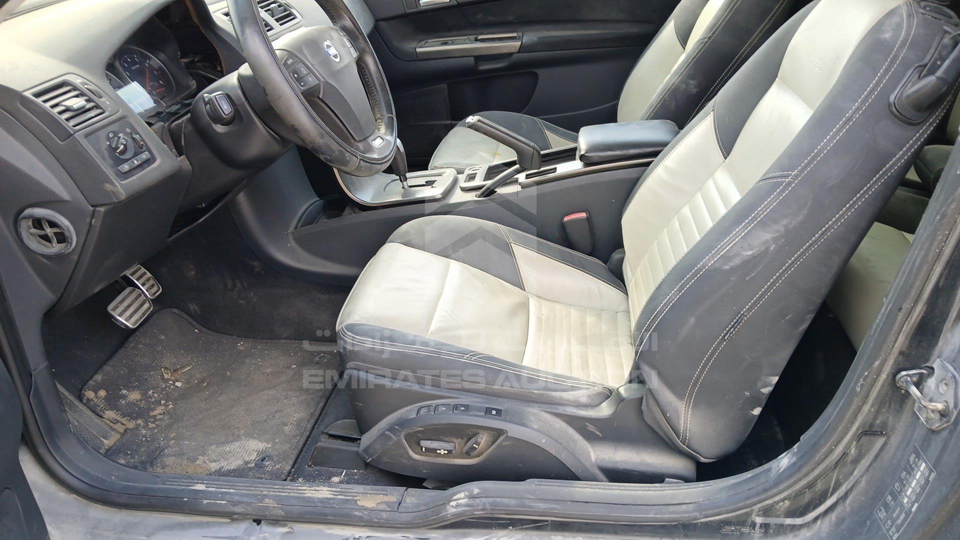 2011 VOLVO C-30 VIN: YV1MK6750B2231241
