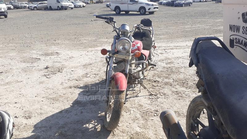 MD2DGPDZZUCD28370 Auction: EmiratesAuction Lot: 406788 MD2DGPDZZUCD28370 Bajaj 220 CC 2011 RED Photo 1