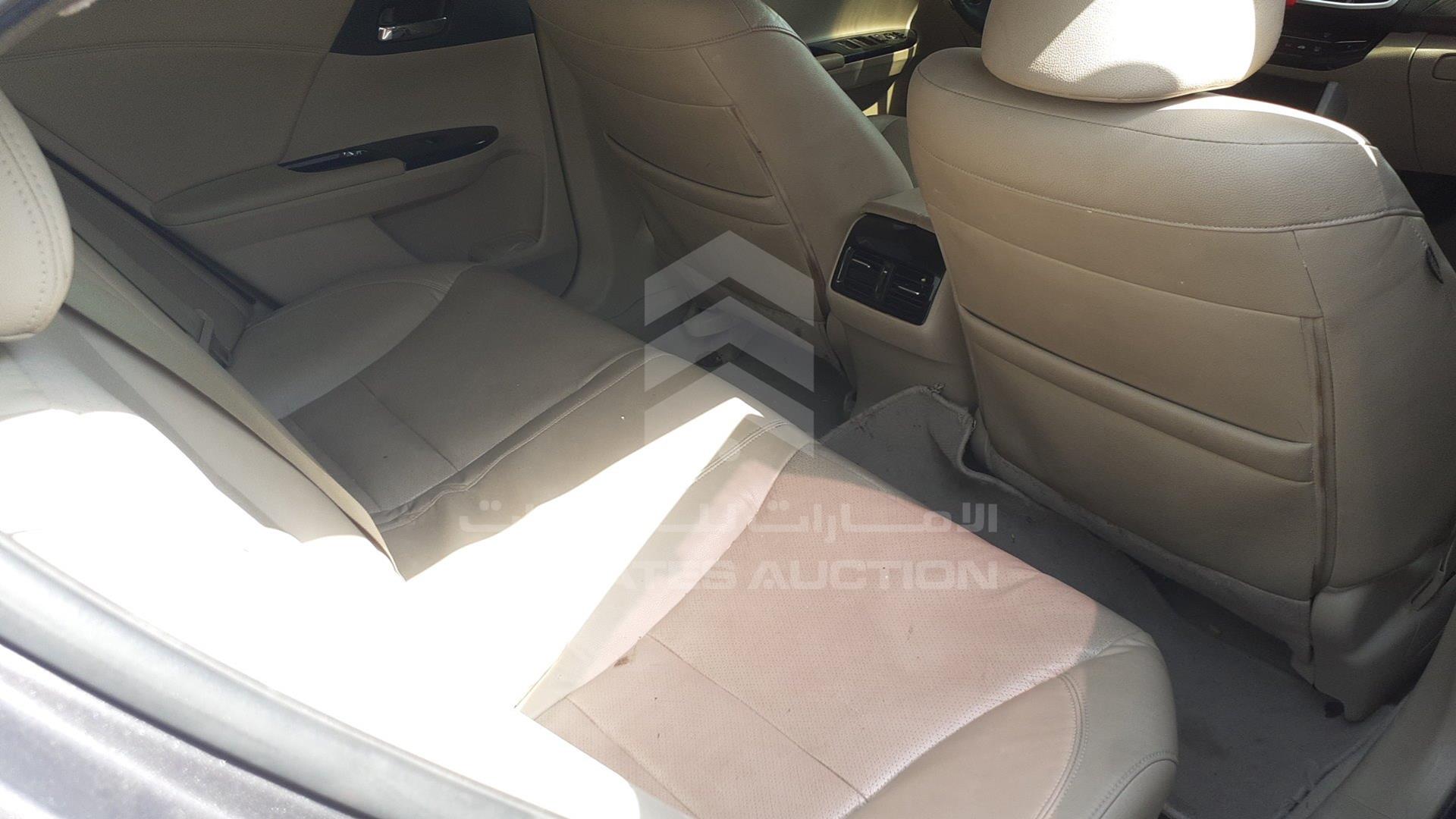 2017 HONDA ACCORD VIN: 1HGCR3695HA600918