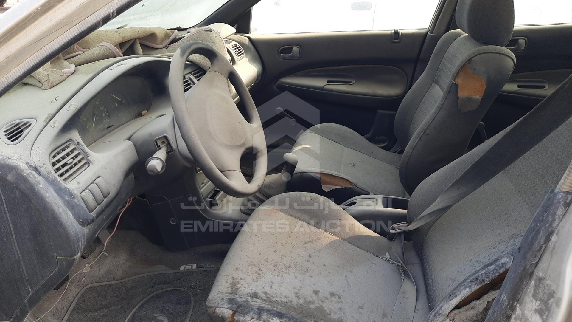 1996 MAZDA 323 VIN: JM7BA113200104953