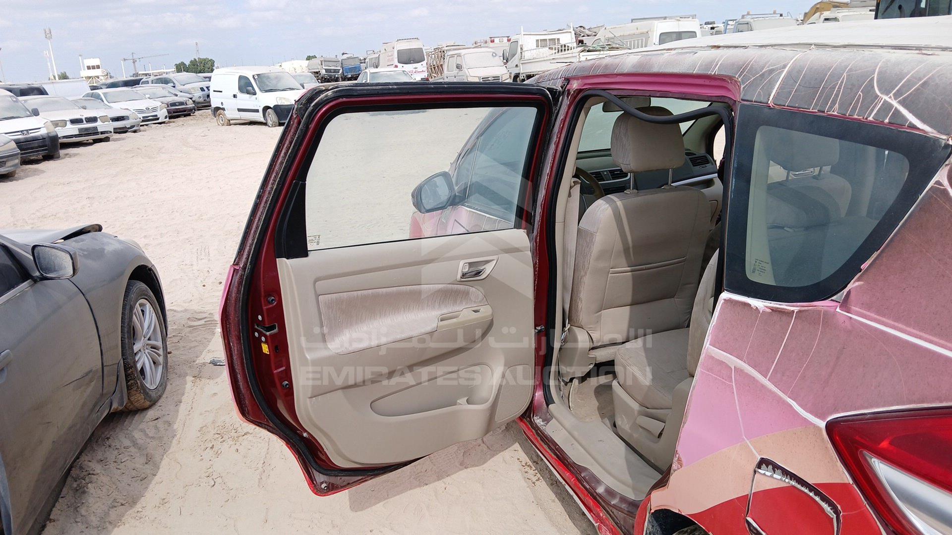 2015 SUZUKI ERTIGA VIN: MA3ZE8A13F0261420