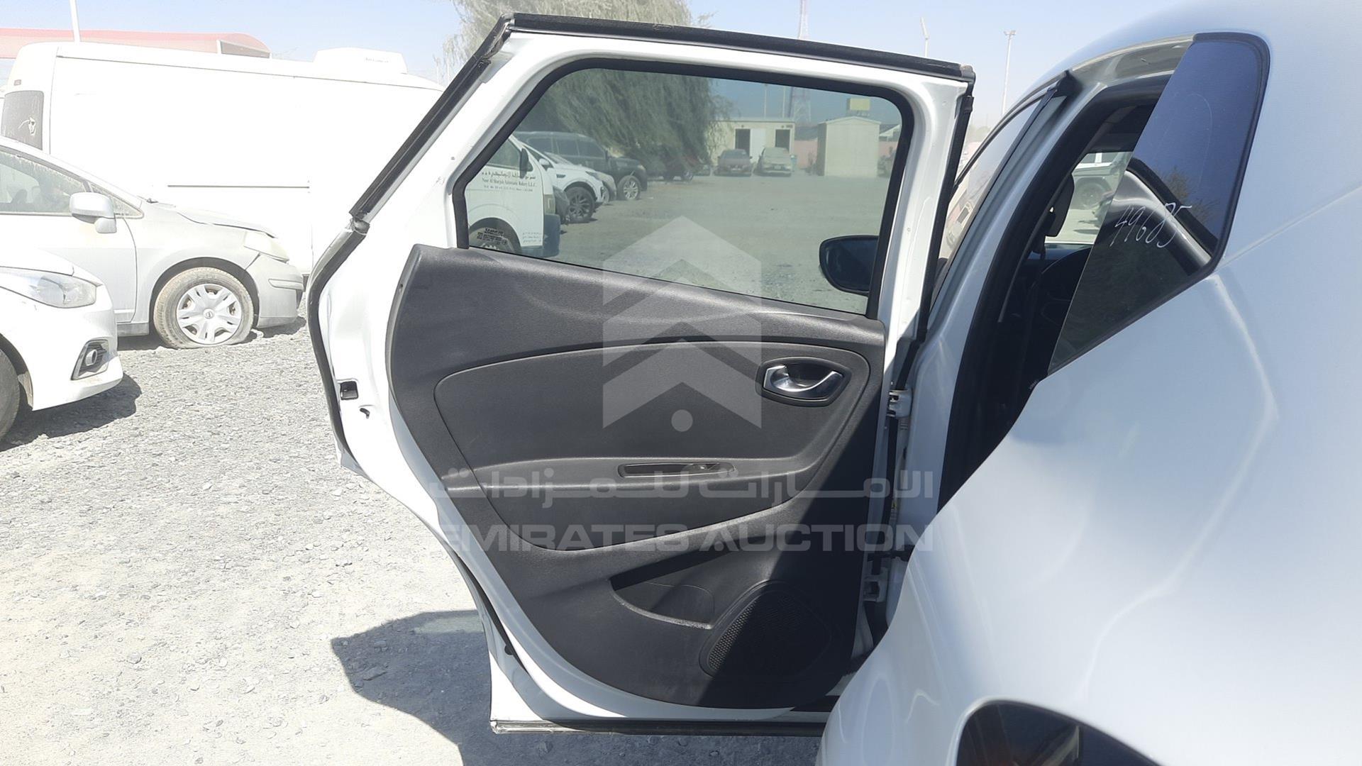 2019 RENAULT CAPTUR VIN: VF12RRJR1KW466020