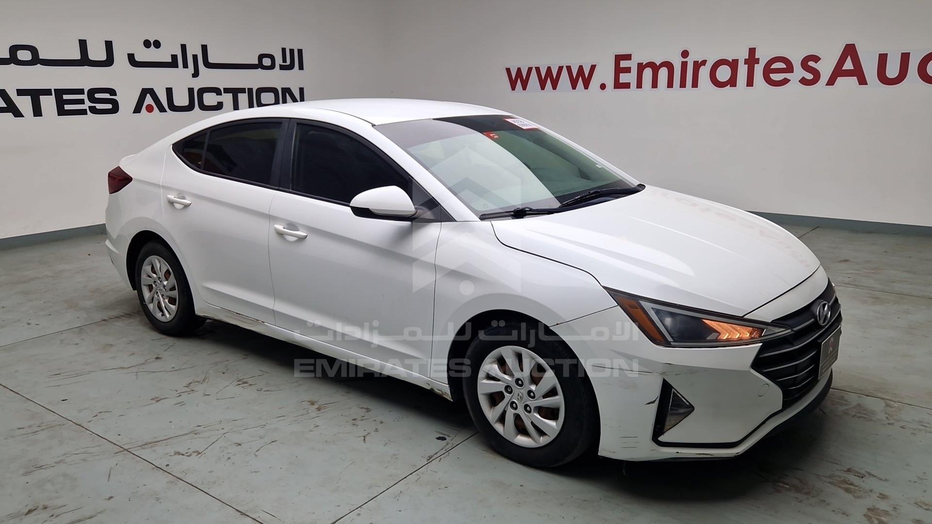 2019 HYUNDAI ELANTRA VIN: 5NPD74LFXKH421749