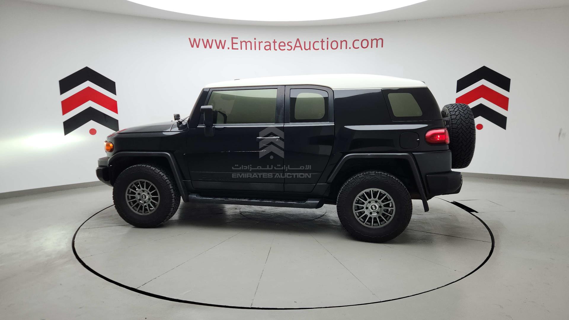 2013 TOYOTA FJ CRUISER VIN: JTEBU11F8DK168738